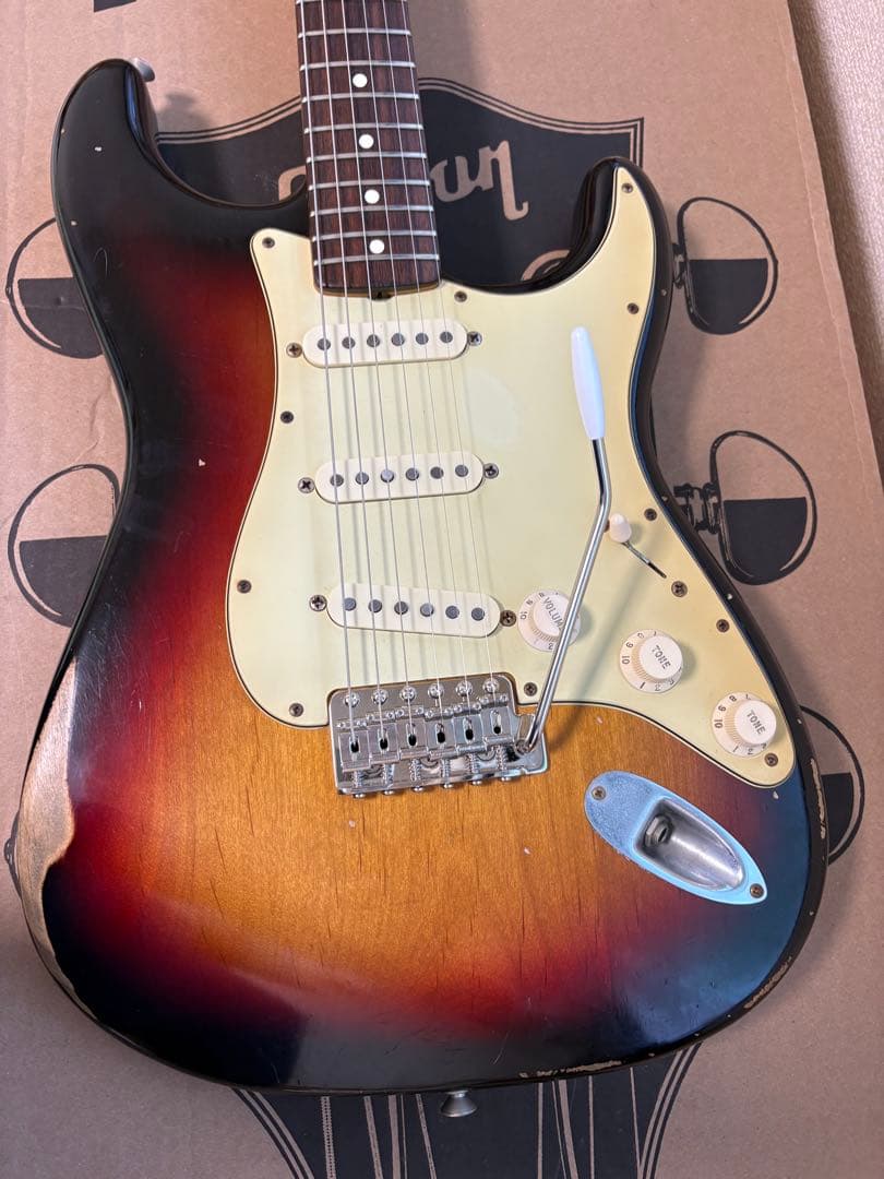 Fender road worn ストラト 初期 パーツカスタム