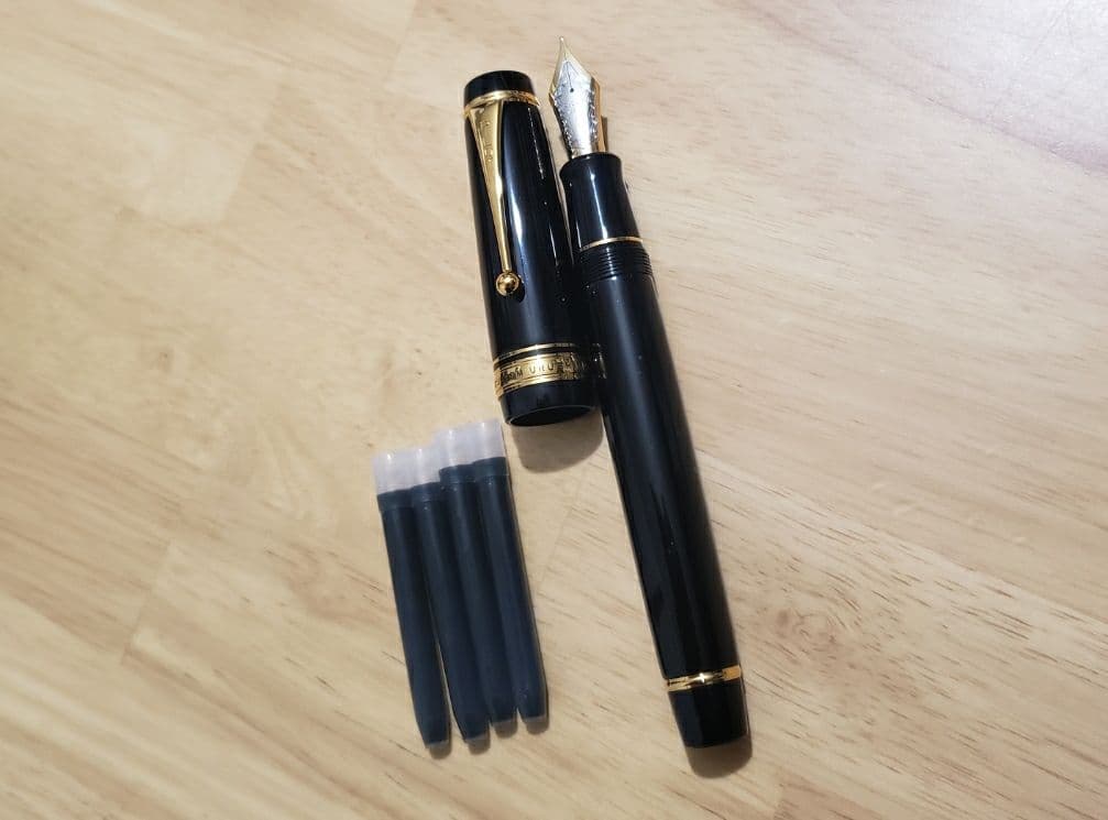 【限定】万年筆 カスタムurushi 黒 太字(B) ペントレー付き