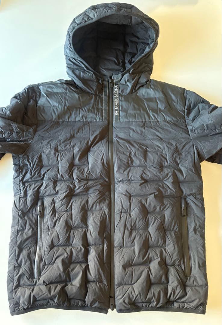 マークアンドロナ　ダウンジャケット　メンズ46サイズ