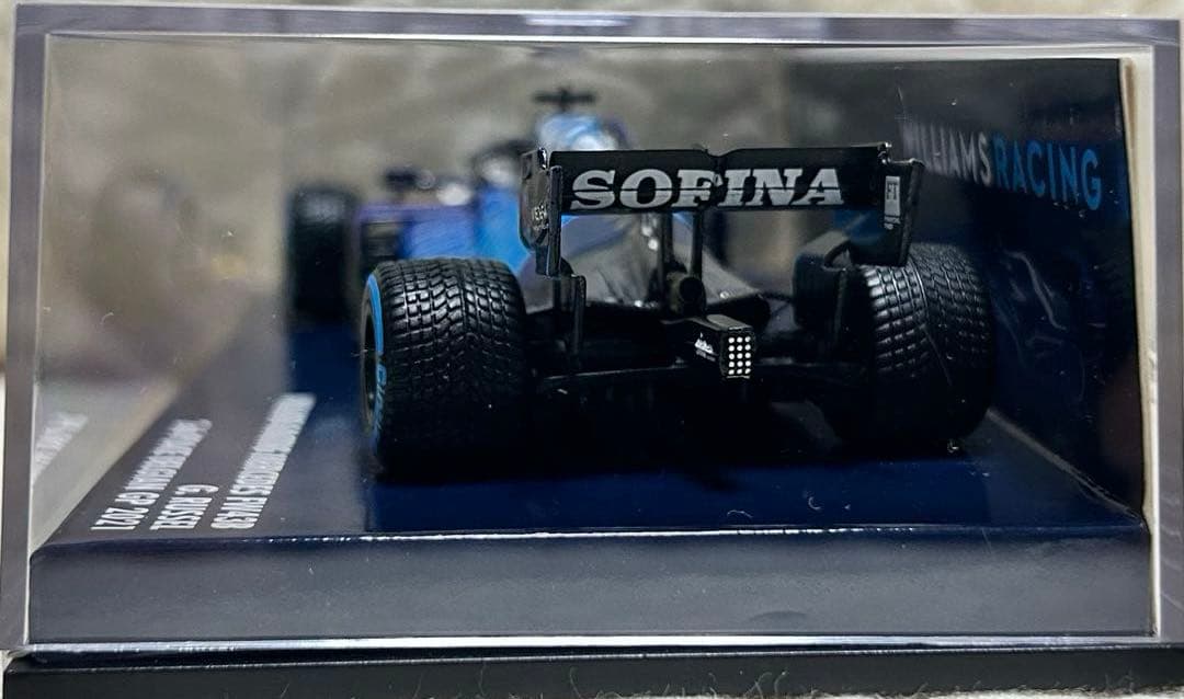 ミニチャンプス1/43 ウィリアムズ FW43B ラッセル2021ベルギー 2位