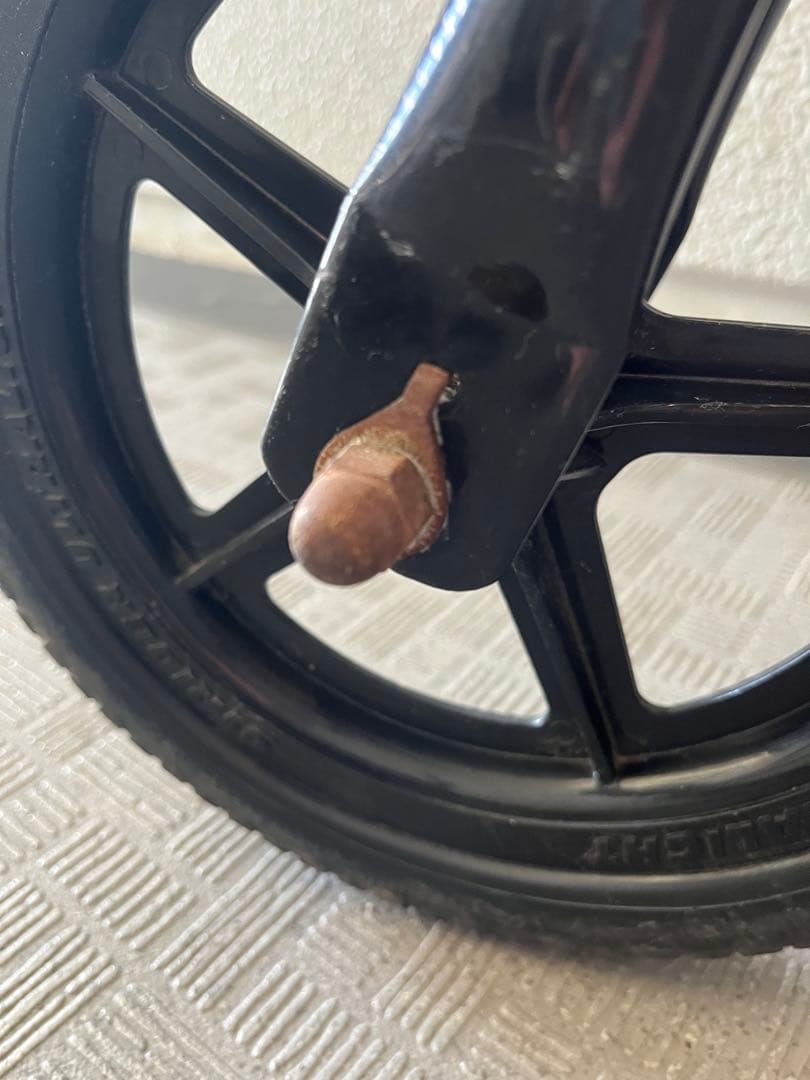 ストライダースポーツモデル12インチレッド ＋ヘルメット(47〜51㎝)セット