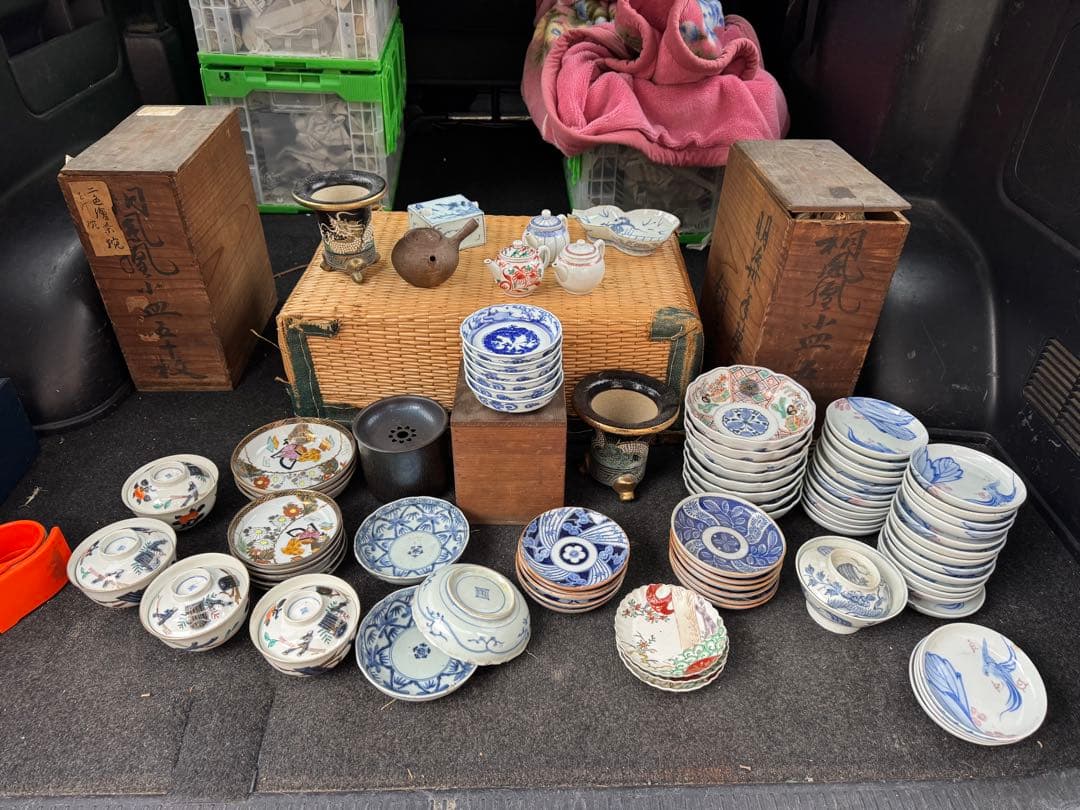 ‼️リサイクルFORT‼️買取現場〜直送便‼️本日買取の骨董品すべてまとめて一括売り‼️