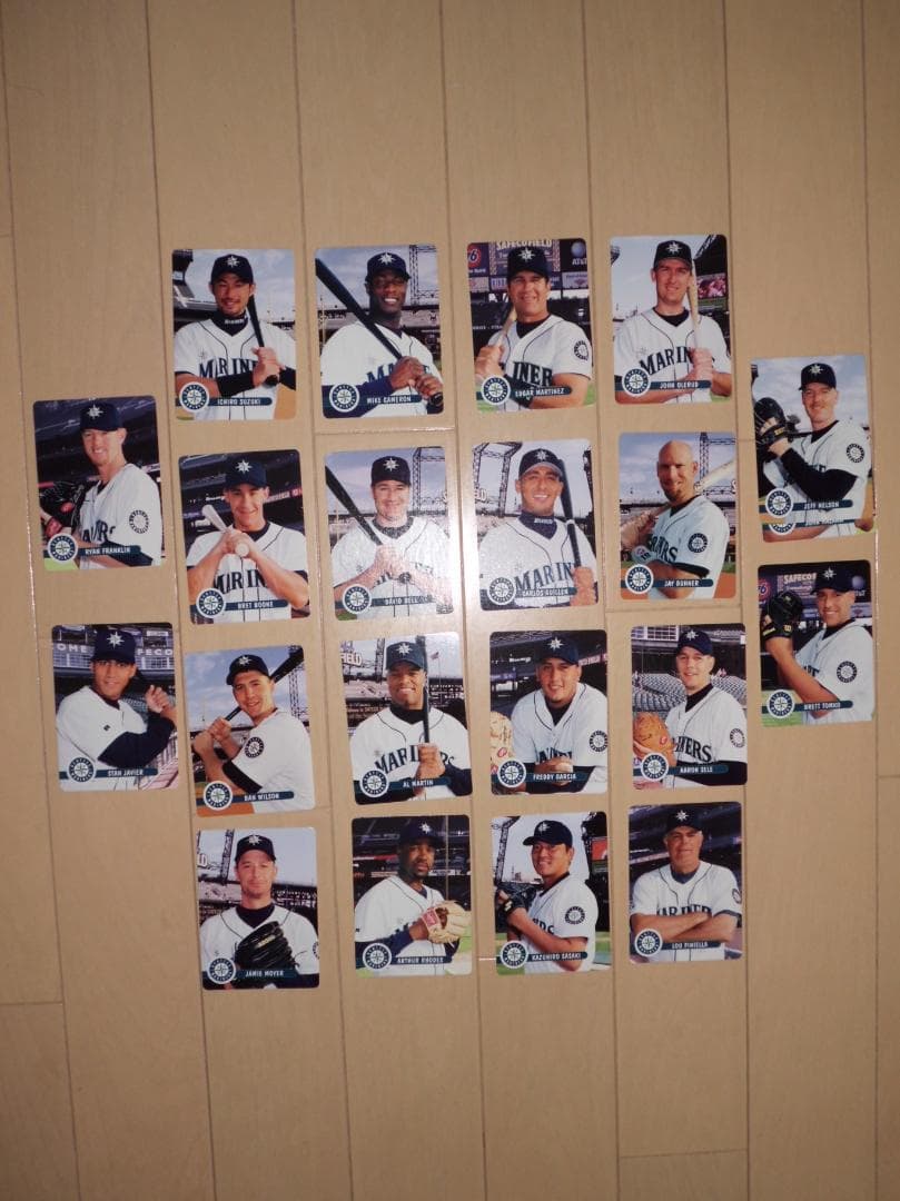 01年シアトルマリナーズ　ベースボールカードセット（１４枚）