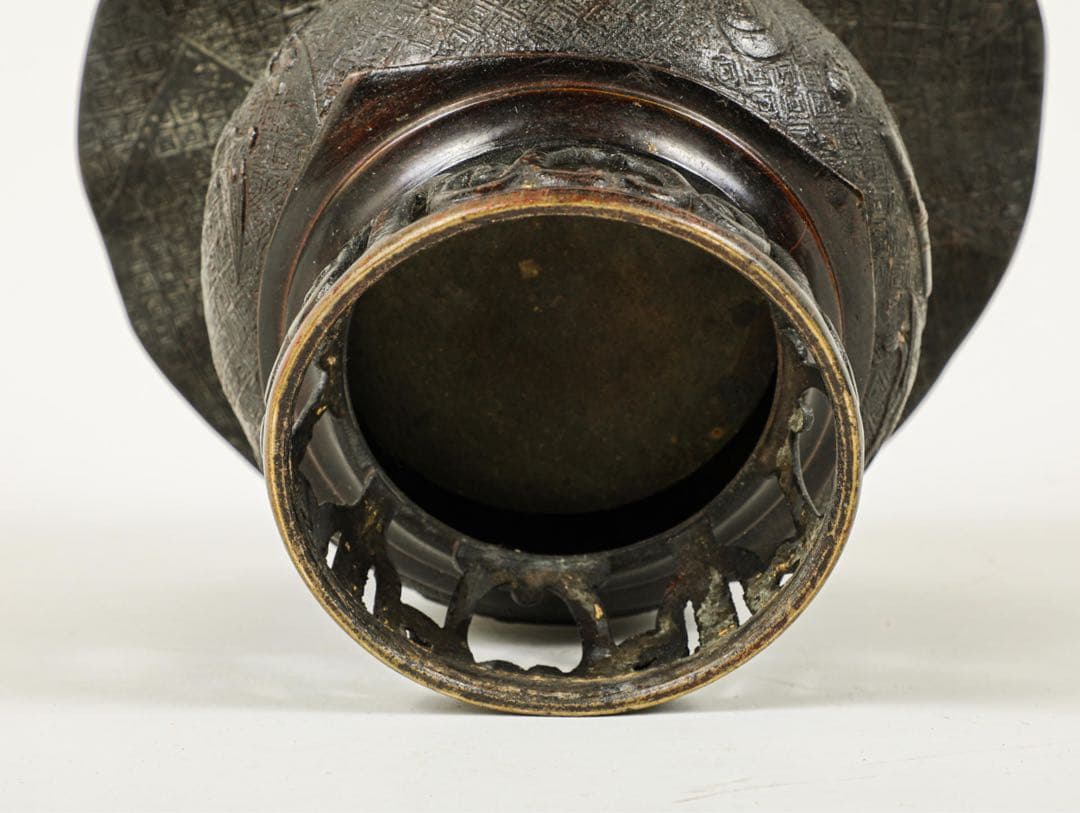 時代物 古美術 古銅花器 オブジェ　置物