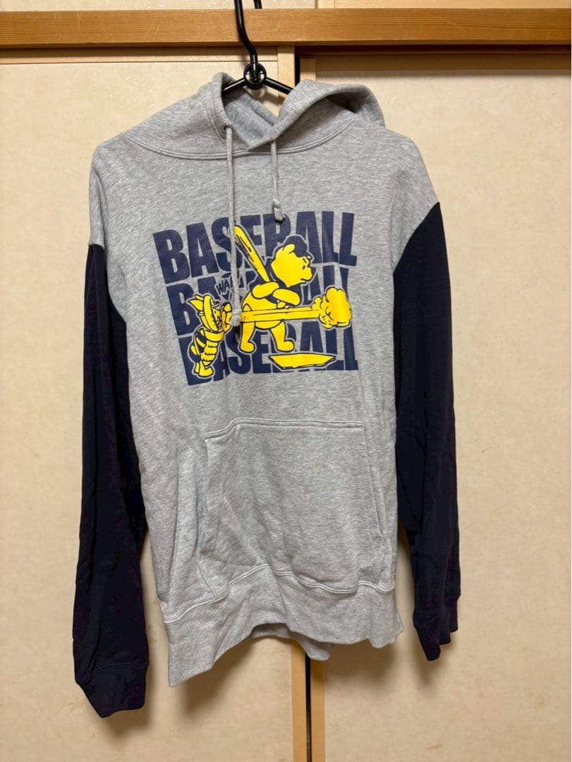 横浜DeNAベイスターズ +Bくまのプーさんスウェットパーカー Mサイズ