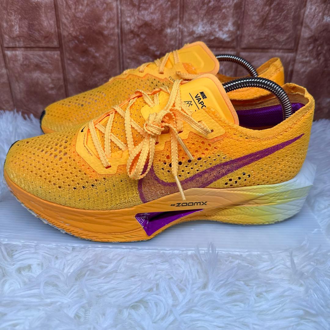 W NIKE ZOOMXヴェイパーフライ ネクスト% 3 26.5cm