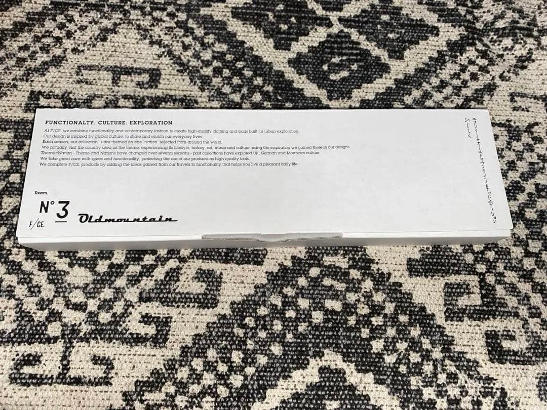 ① ヒジラク　オールドマウンテン　カーミットチェア