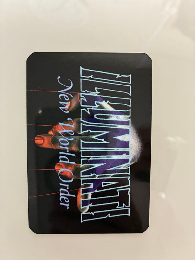 イルミナティカード　トランプカード　１枚