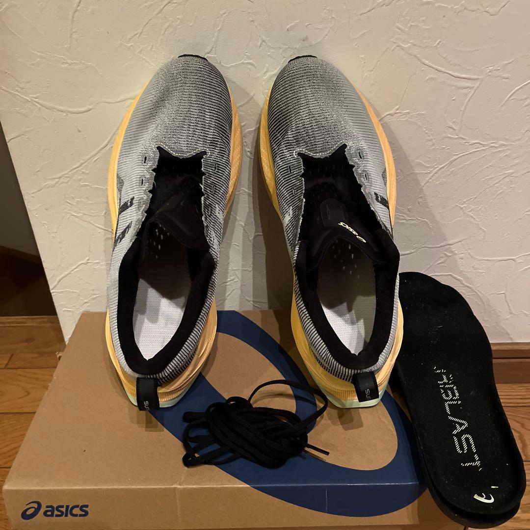 アシックス　スーパーブラスト(25.5cm)