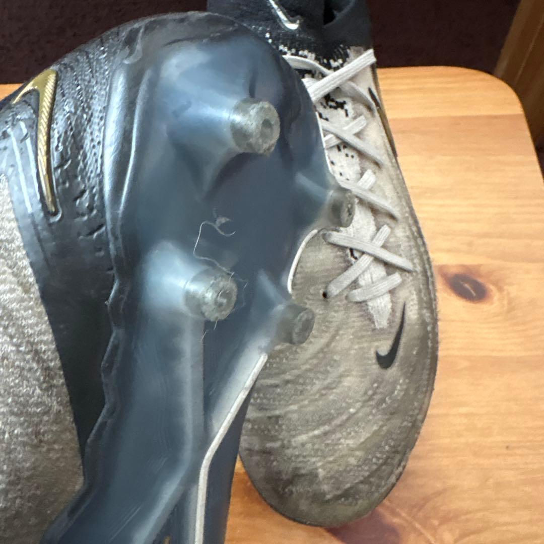 Nike Phantom GT サッカーシューズ グレー