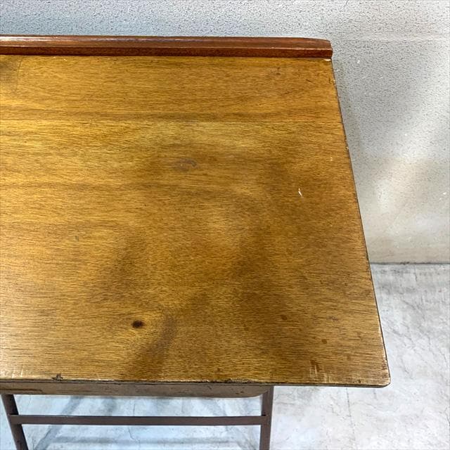 ヴィンテージのフォールディングデスク②