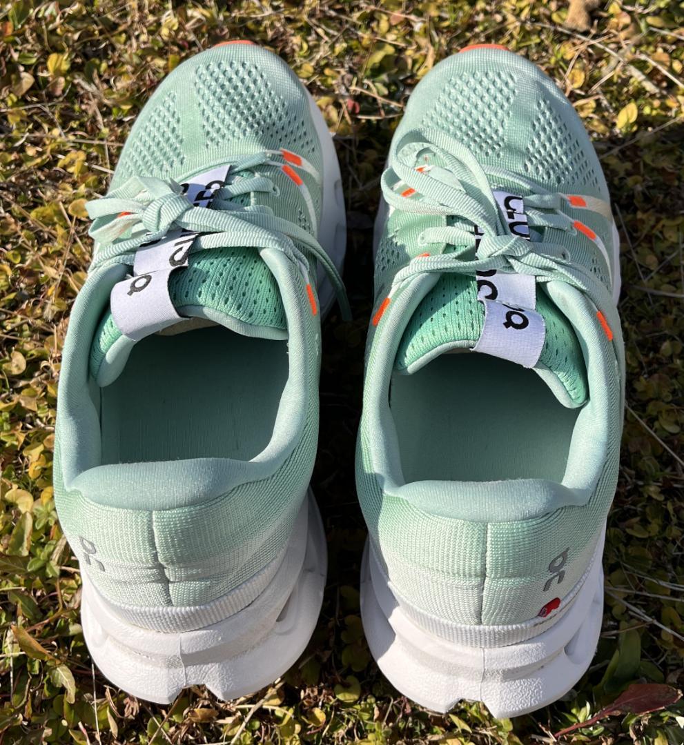 ★美品★On Cloudsurfer 26.0cm お安く即決！