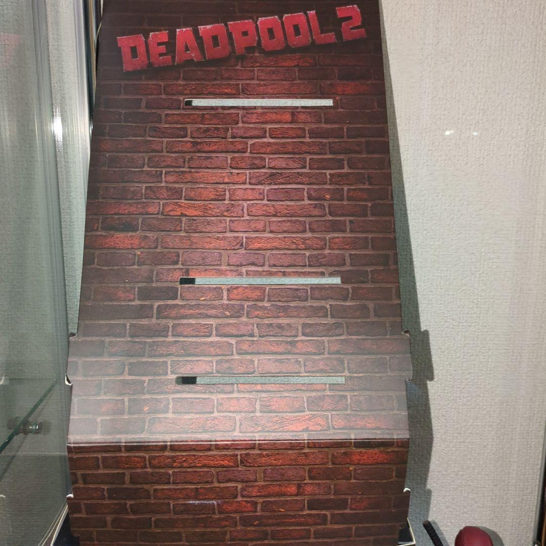 デッドプールホットトイズ