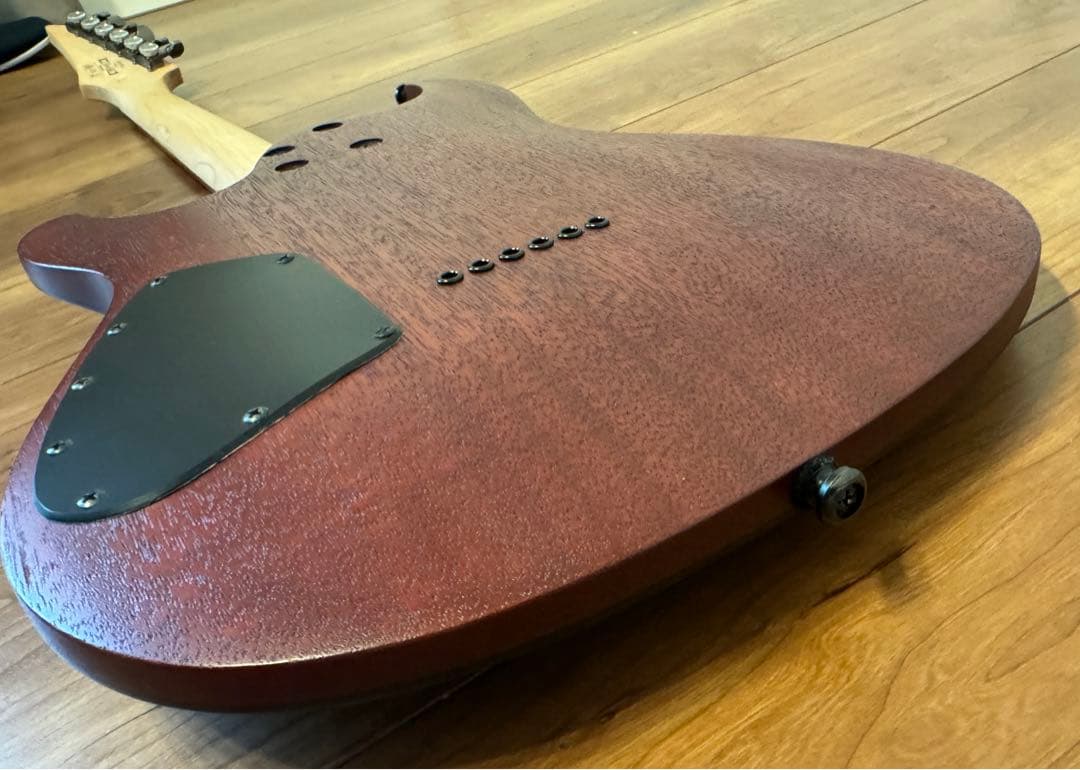 アイバニーズ Ibanez S621QM