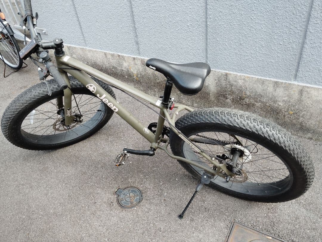 Jeep ファットバイク オリーブグリーン　26インチ