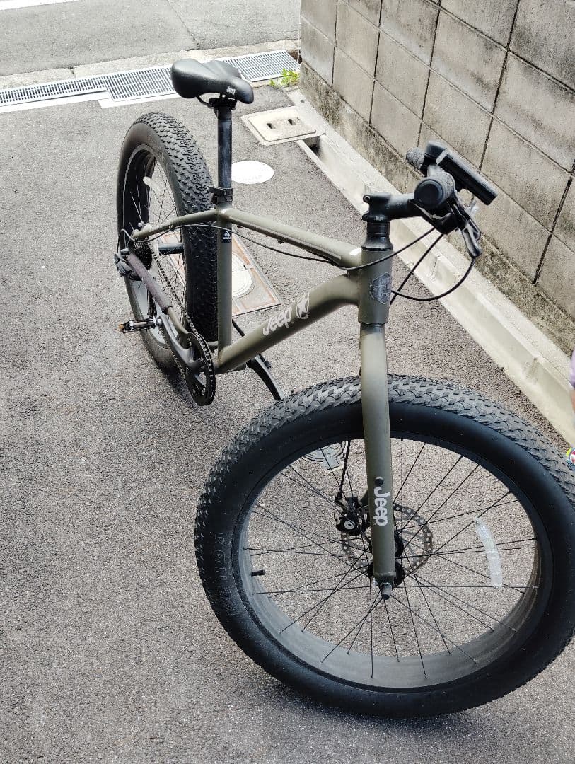 Jeep ファットバイク オリーブグリーン　26インチ