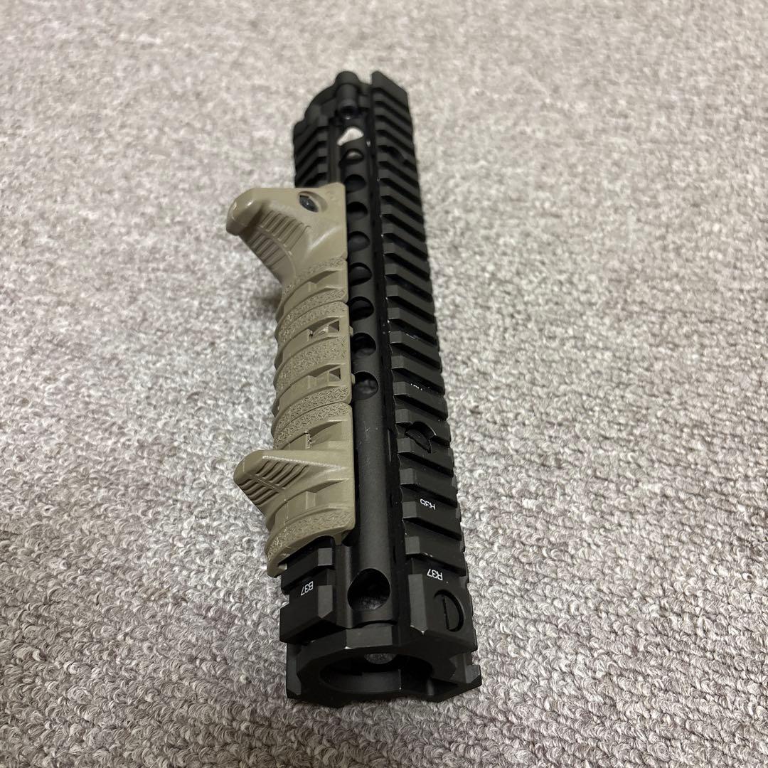 GHK M4/M16系トイガン ハンドガード ブラック/マグプル実物付属
