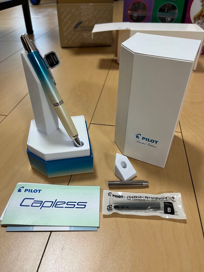 パイロット 万年筆 キャップレス シーショア 字幅F