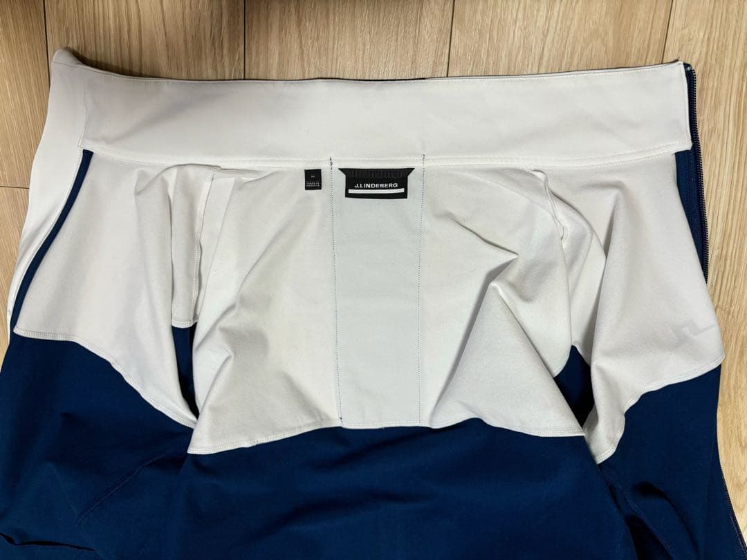 J.LINDEBERG ジェイリンドバーグ　ミッドレイヤー　Mサイズ　ゴルフ