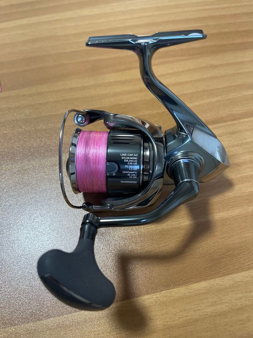 SHIMANO STELLA C3000MHG スピニングリール　ゴジラ