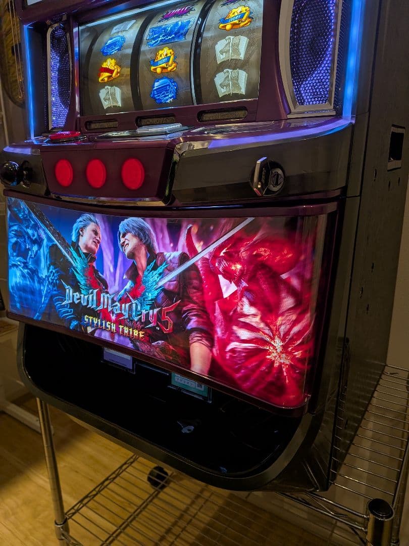 【美品】Devil May Cry 5 【スロット】【デビルメイクライ】