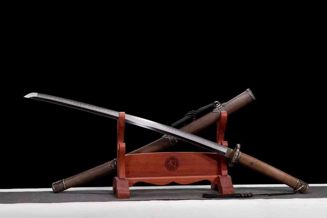 【古典菊一文字太刀】古兵器 武具　刀装具　日本刀　模造刀 居合刀