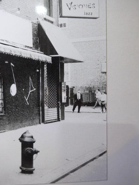 アメリカのジャズスポット「Visiones」の写真です　古いものです