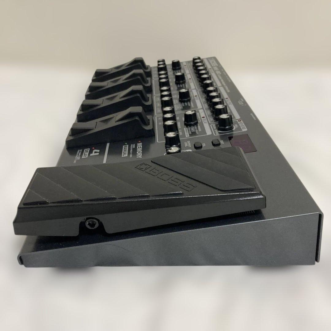 BOSS ME-80 ギターエフェクター