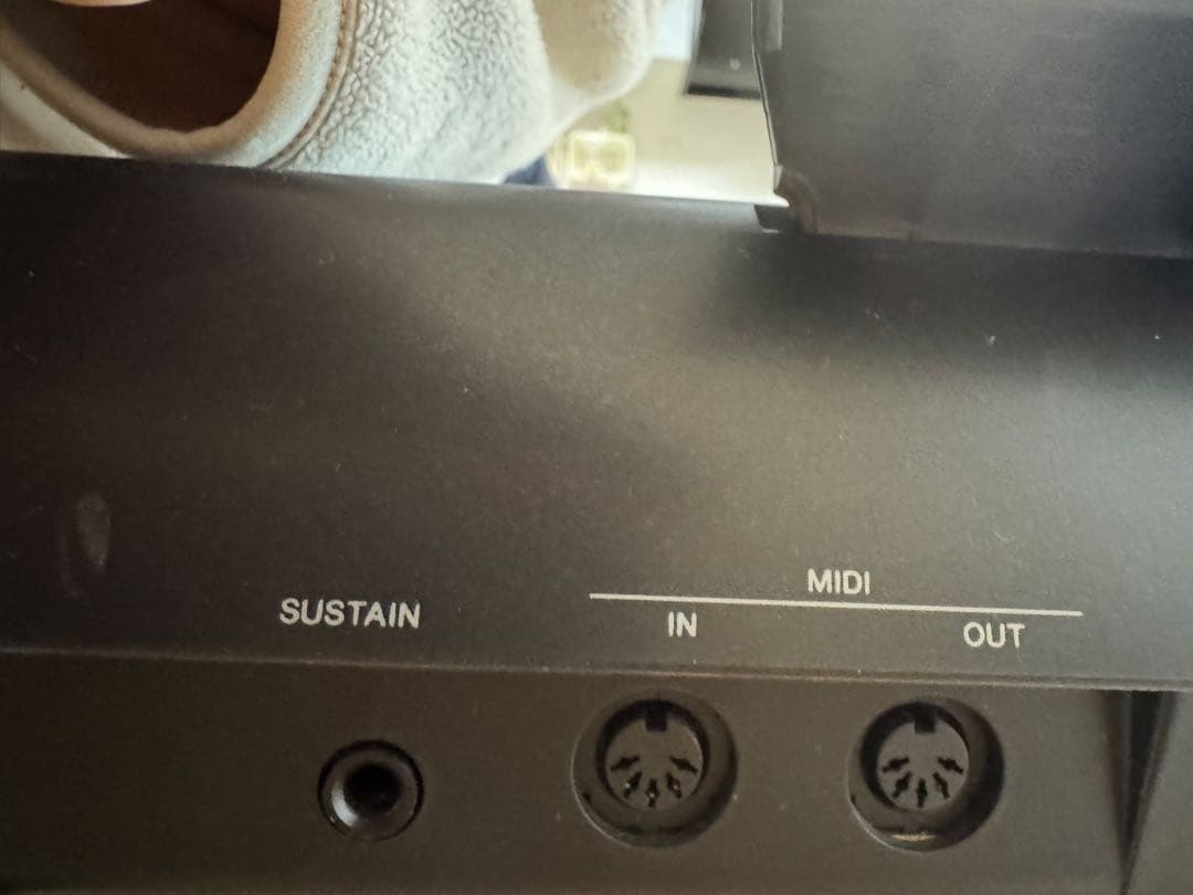 YAMAHA 電子キーボード ブラック NP-31 スタンド付き