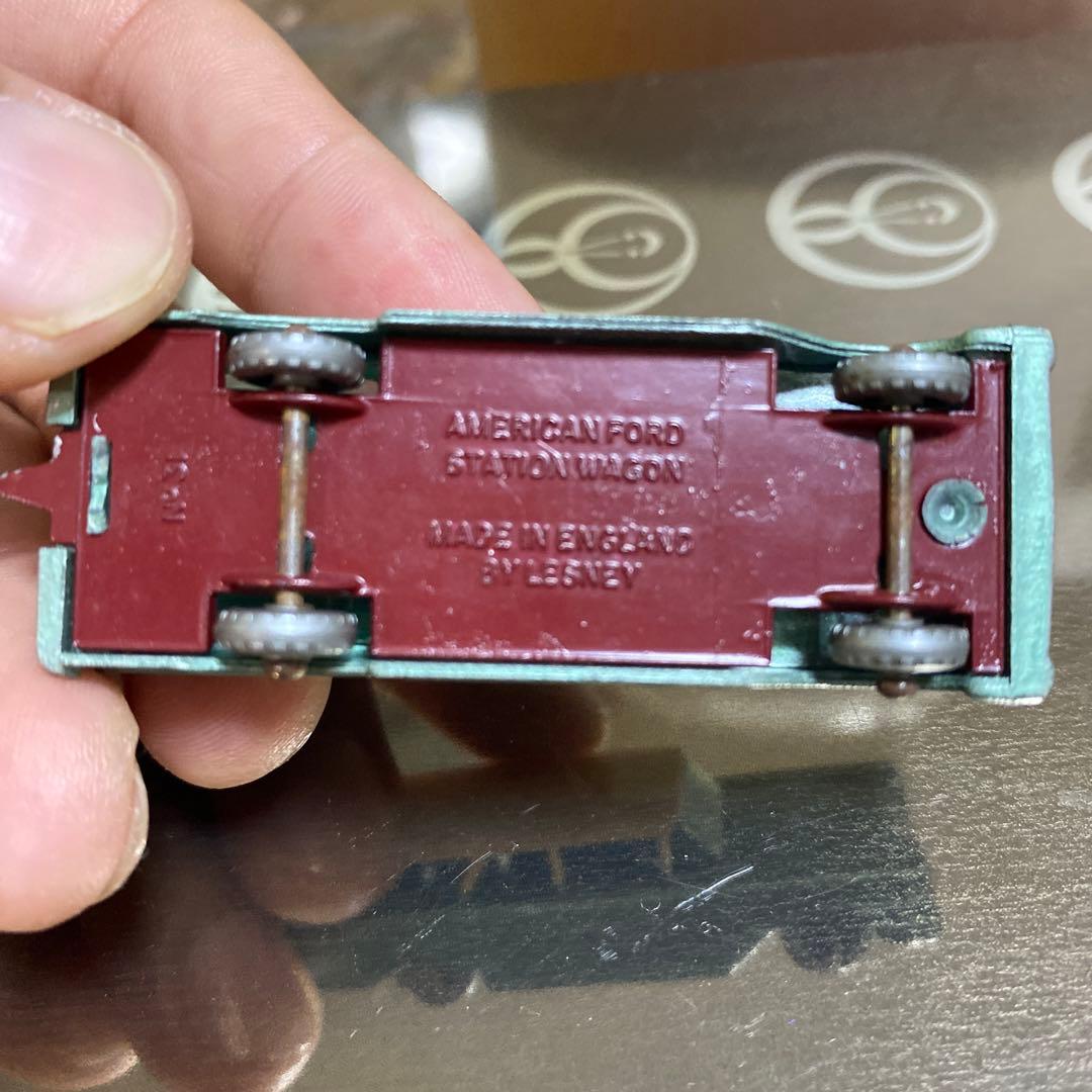 マッチボックス　ミニカー