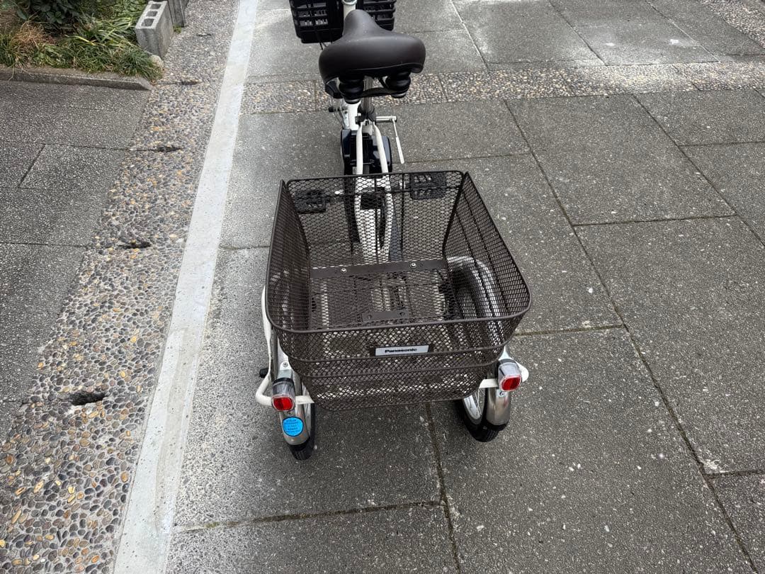 パナソニック　ビビライフ　電動アシスト三輪自転車　BE-FU831