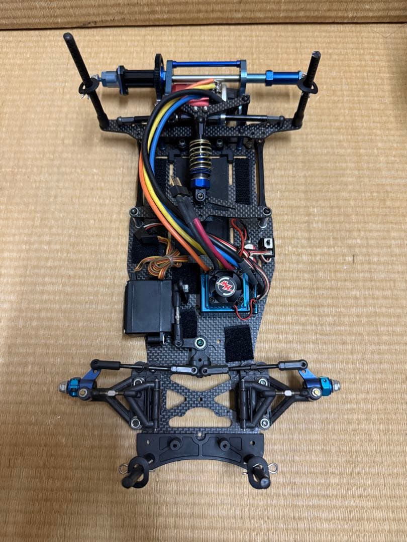 ハ*ー様 カワダ 川田　M500GT2R ボディ、モーター付き 電動RC KAW