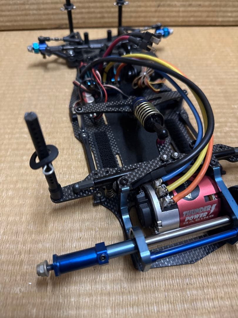 ハ*ー様 カワダ 川田　M500GT2R ボディ、モーター付き 電動RC KAW