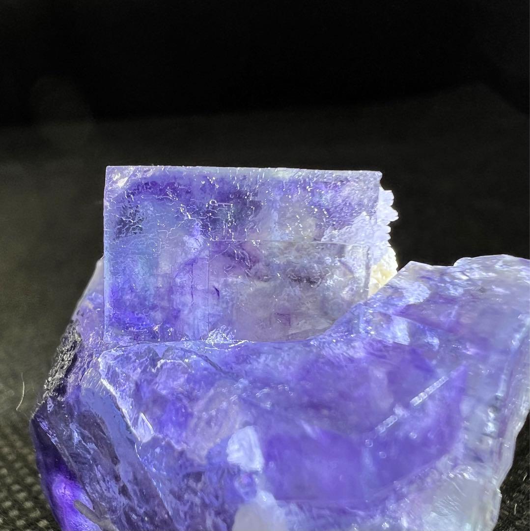 ヤオガンシャン産　パープルゾーニング　ブルーウィンドウ　フローライト