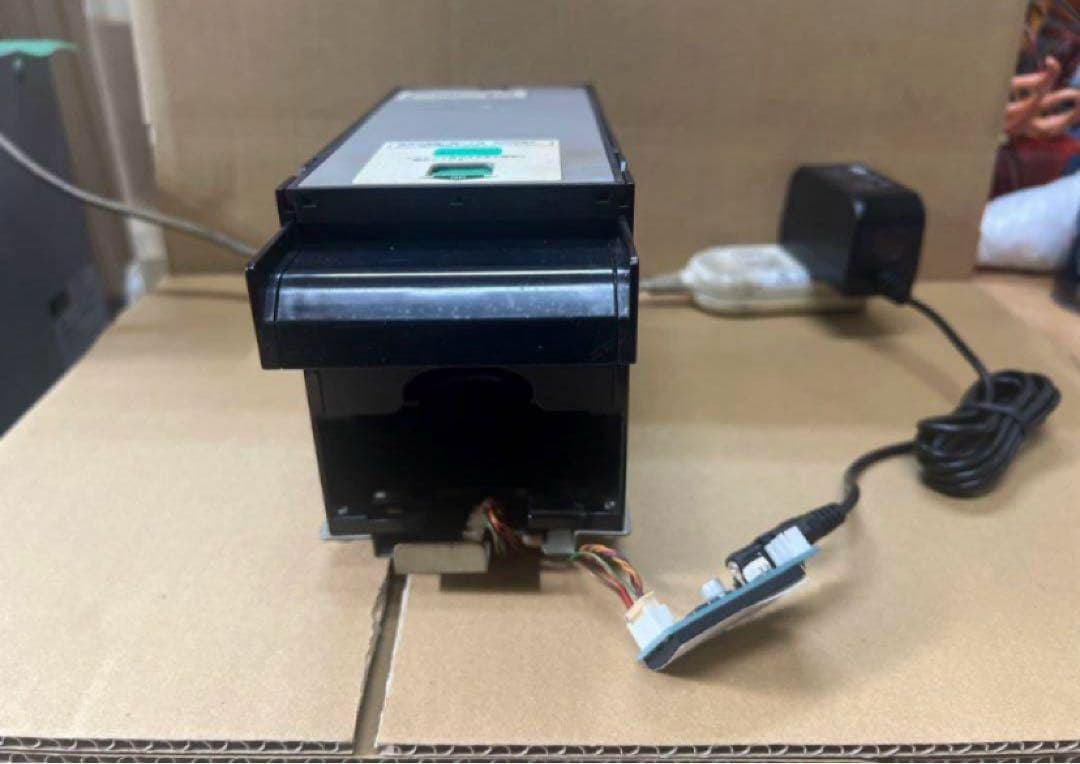 識別機　3金種　令和6年新札対応　ポーカーやエイトラインにも