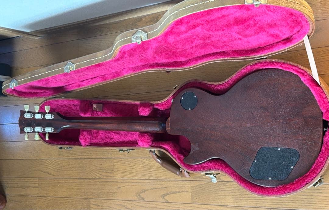 Gibson Les Paul Studio 2016 ハードケース付き