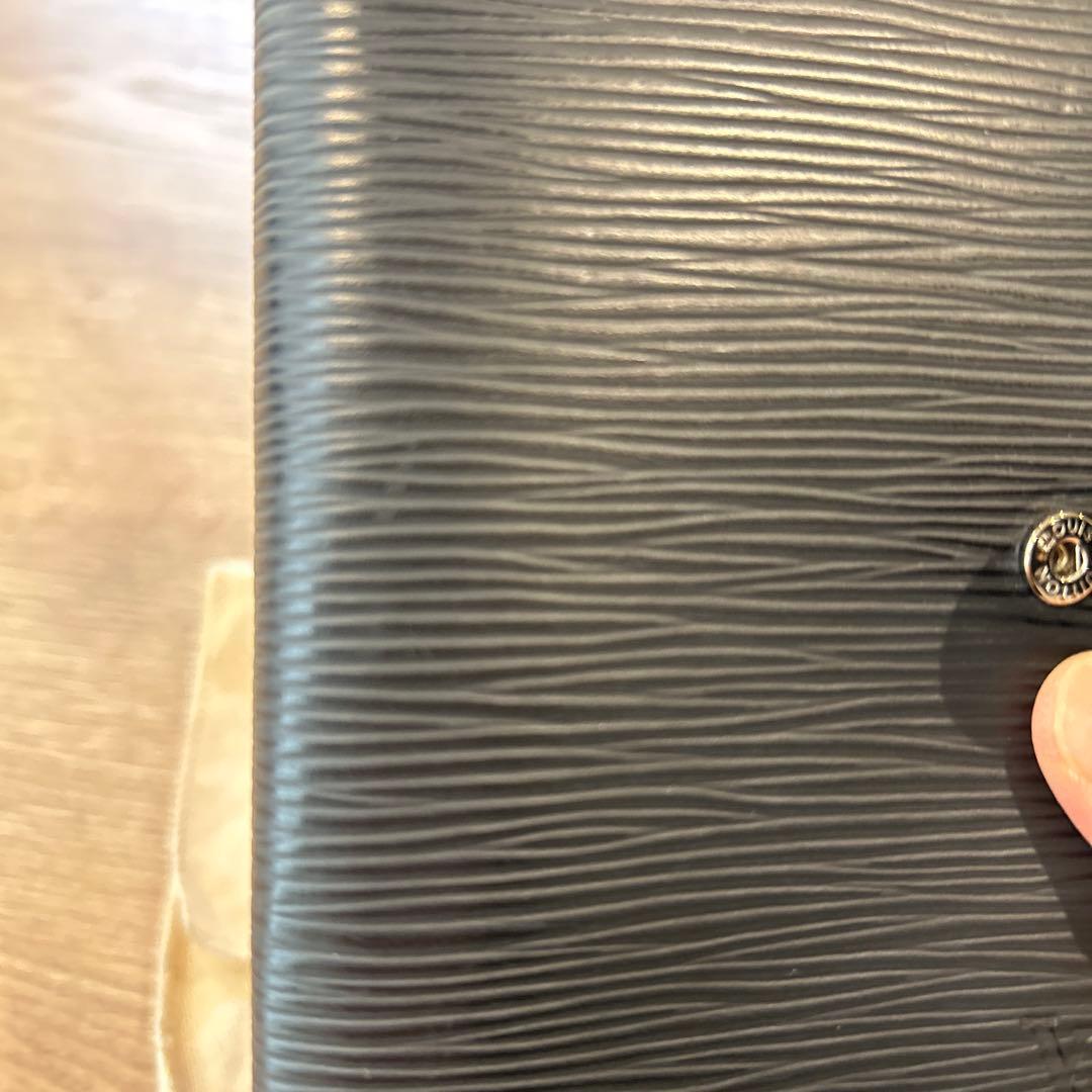 ルイヴィトン　エピ　手帳カバー