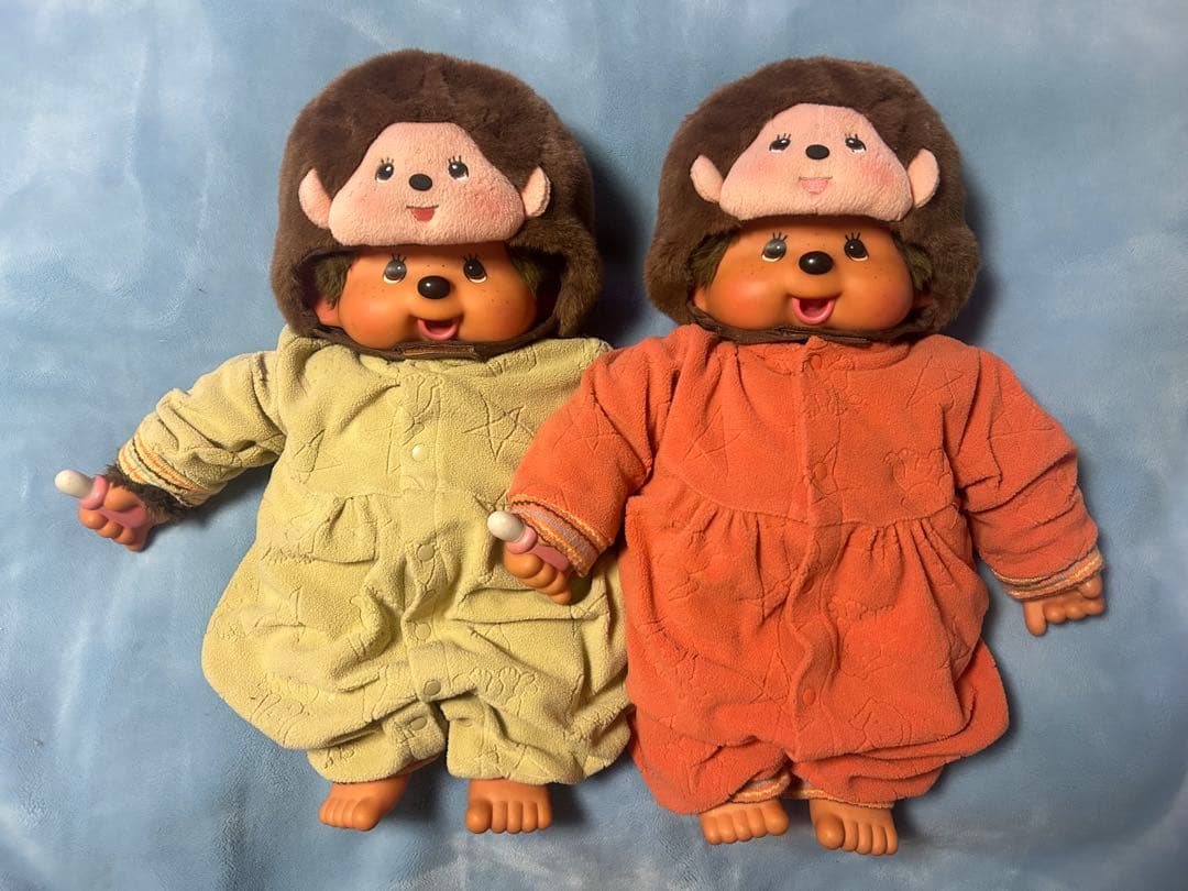 昭和レトロ双子の大きなモンチッチ　洋服、帽子付き