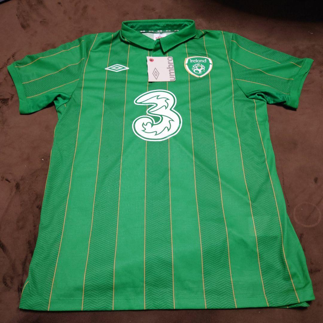 【未着用品、公式、タグ付き】アイルランド代表　サッカーユニフォーム