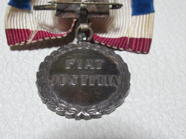 ◆極希少 大正時代！サムライ商会横浜 第1次世界大戦終結記念 銀製勲章