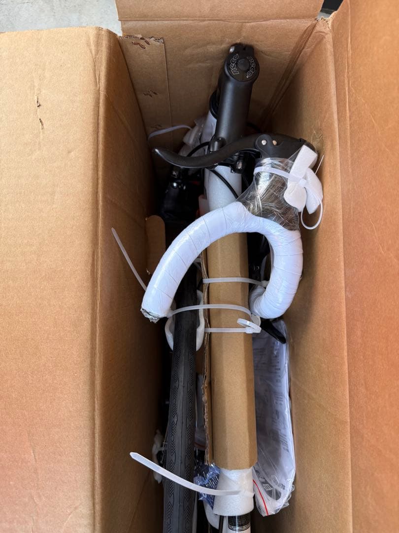 ★未使用品　格安！21テクノロジー　700c　ロードバイク　ホワイト