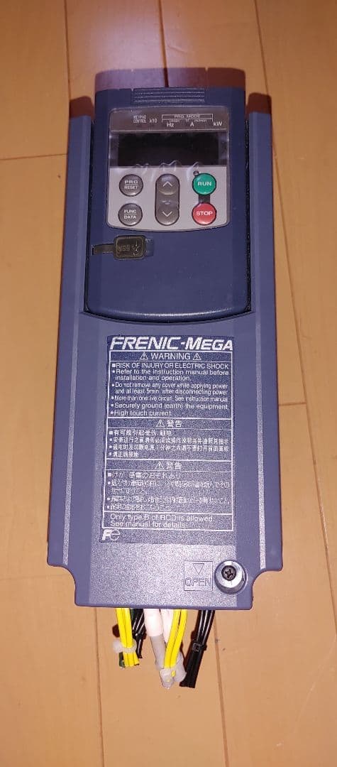 ① 0.4　富士電機インバータ　FRN0.4G1S-4J
