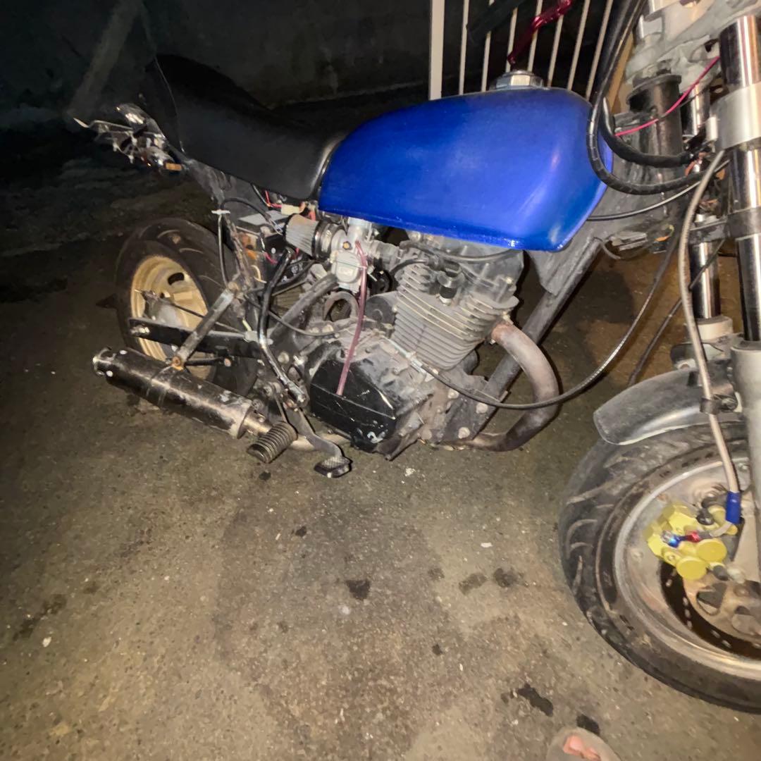 中華エイプ124cc レストアベースに！！