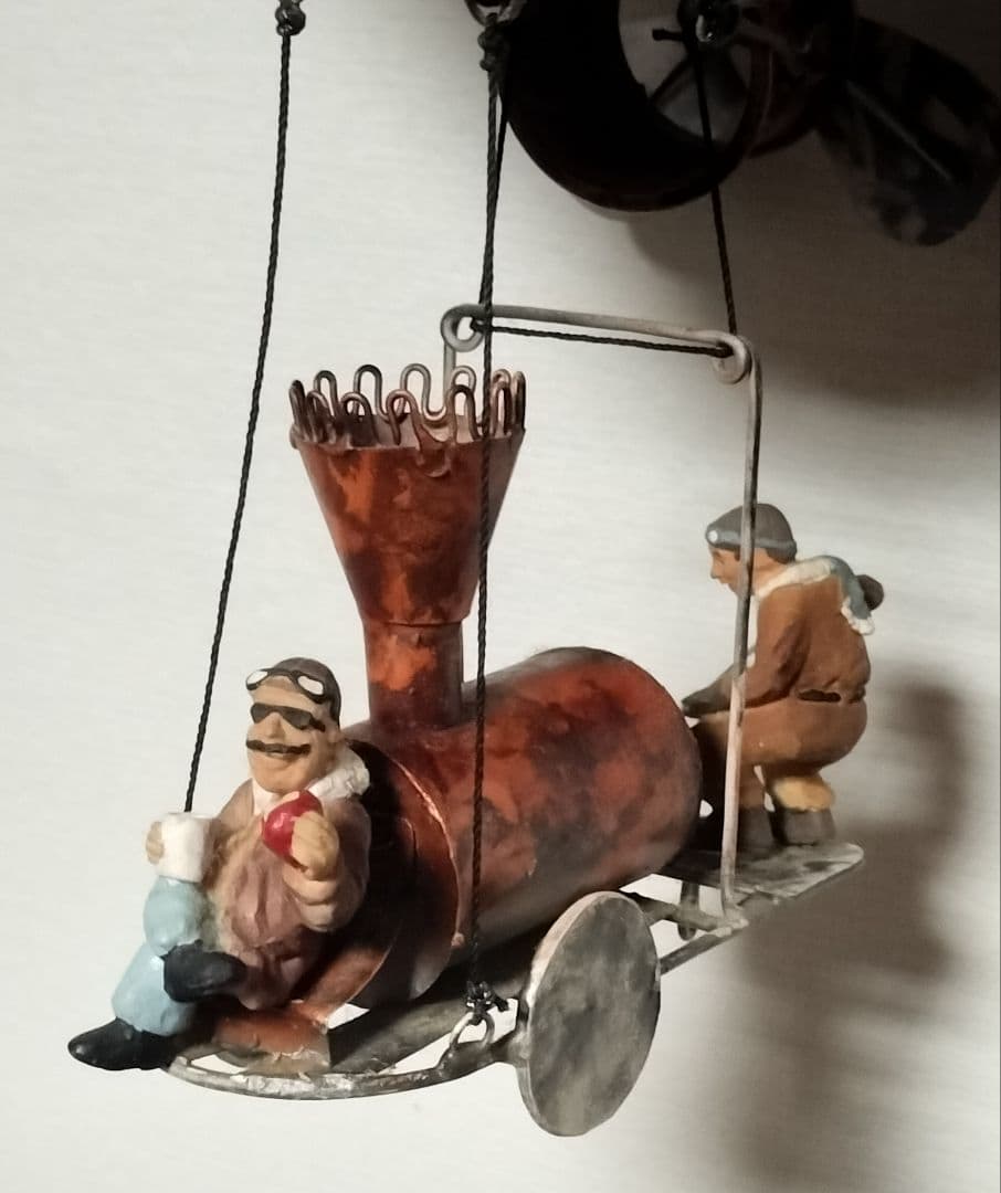 ブリキ バルーン 気球 アンティーク 熱気球 ゴンドラ釜焚き人形