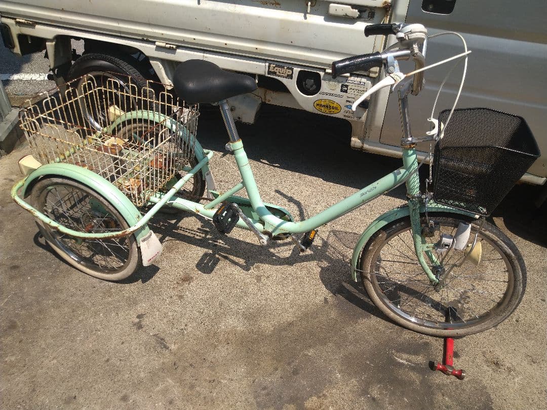 三輪自転車！2台のどちらか1台！彦根市〜。