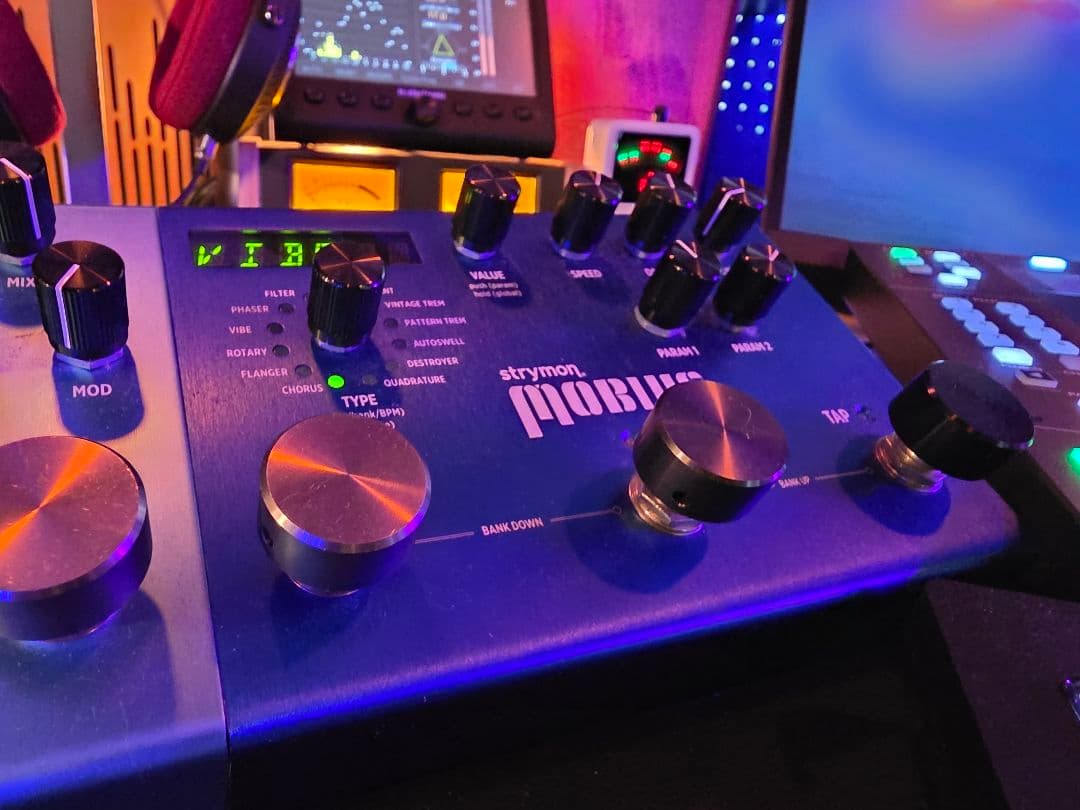 Strymon Mobius エフェクター ストライモン