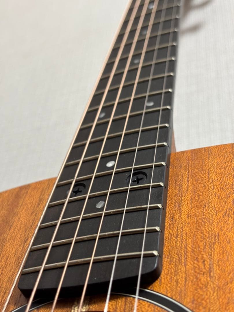 ギター Baby Taylor Mahogany BT2