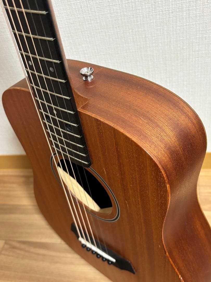 ギター Baby Taylor Mahogany BT2