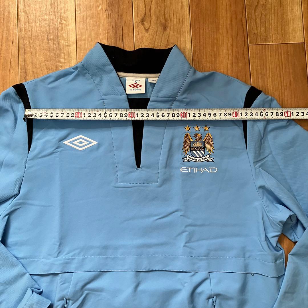 マンチェスター・シティ　アンブロ製ドリルトップ