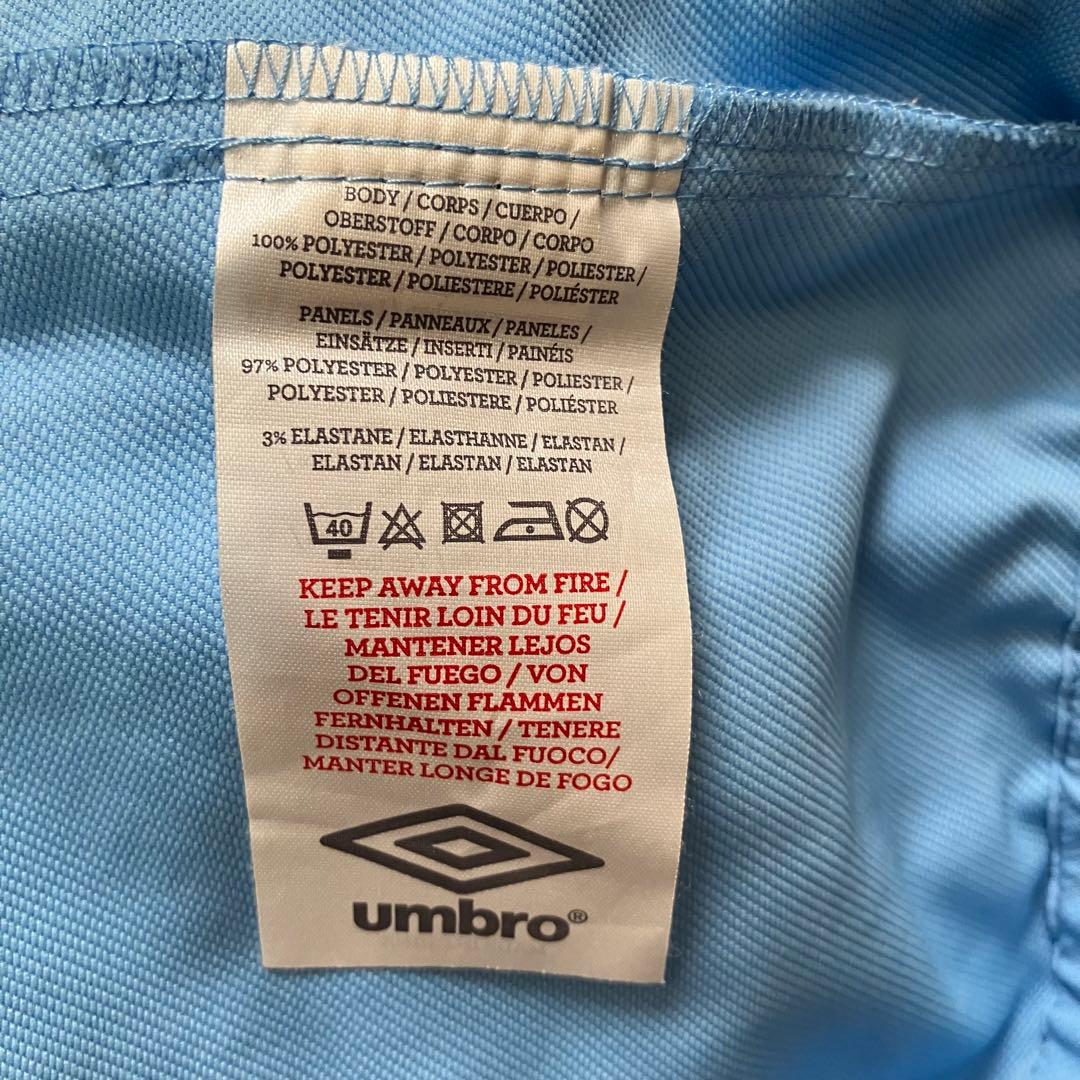 マンチェスター・シティ　アンブロ製ドリルトップ